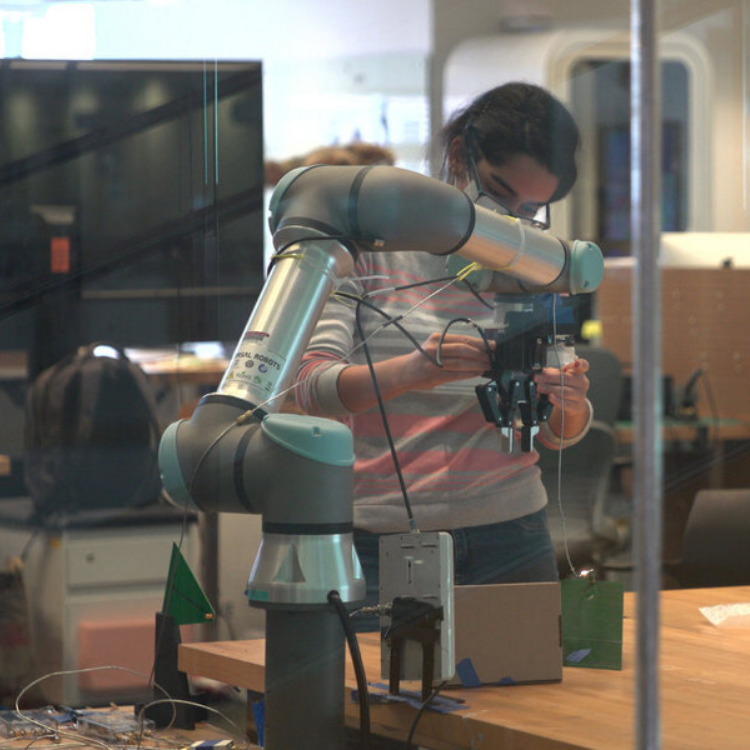 Robotik Projeleriniz İçin Profesyonel Yazılım Geliştirme Hizmeti